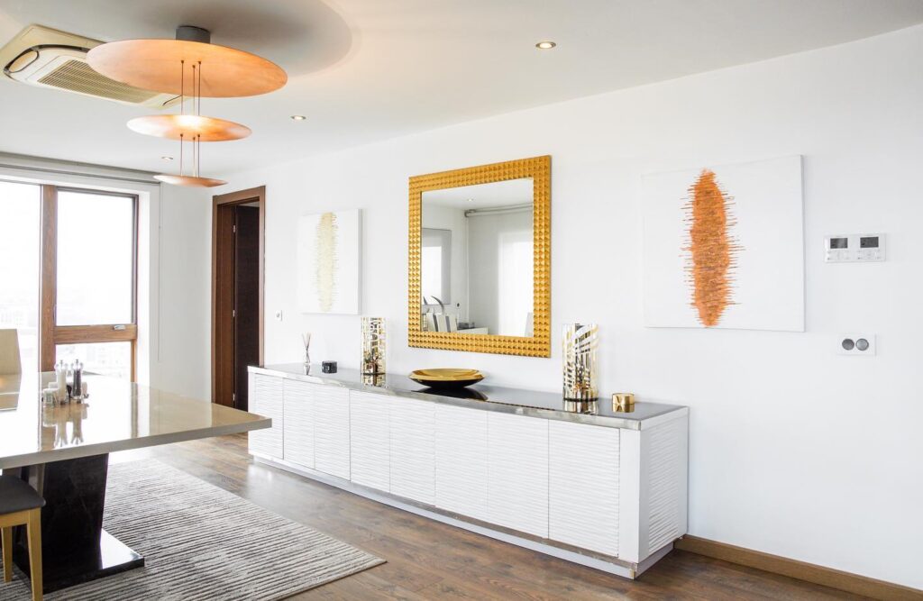 lamragalleries_1678917447_3059303740961885725_52818469884